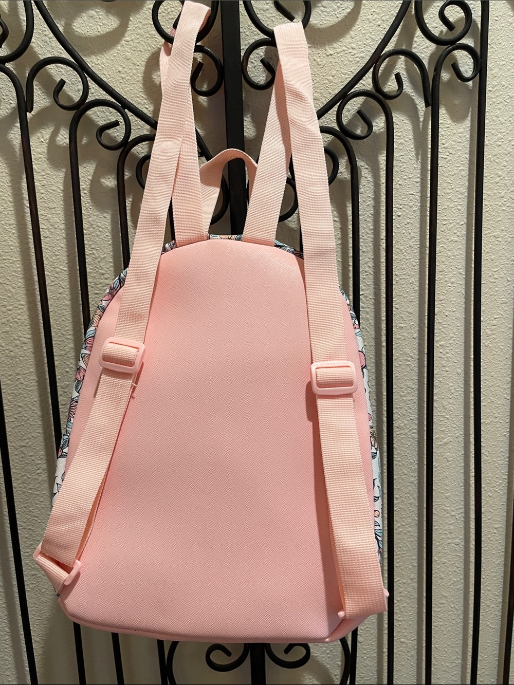 Disney Minnie Mouse Pink Floral Backpack - Picture 4 of 10